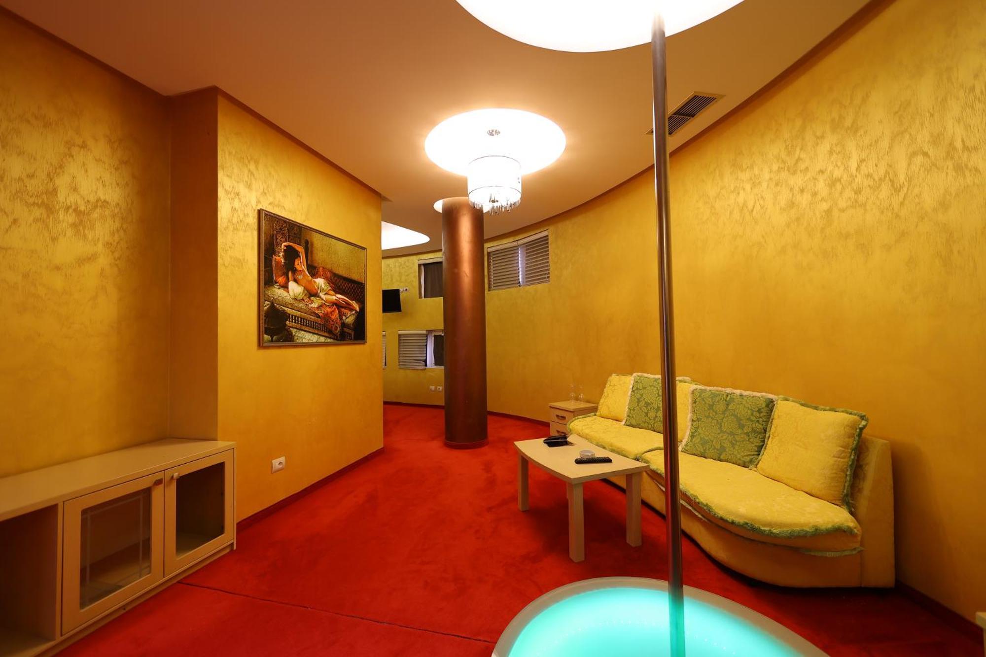 Hotel Gjuta Farke e Madhe
